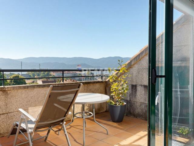 Piso en venta en As Neves, O Condado