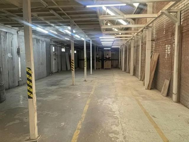 Local Comercial en venta en La Granja, Metropolitana