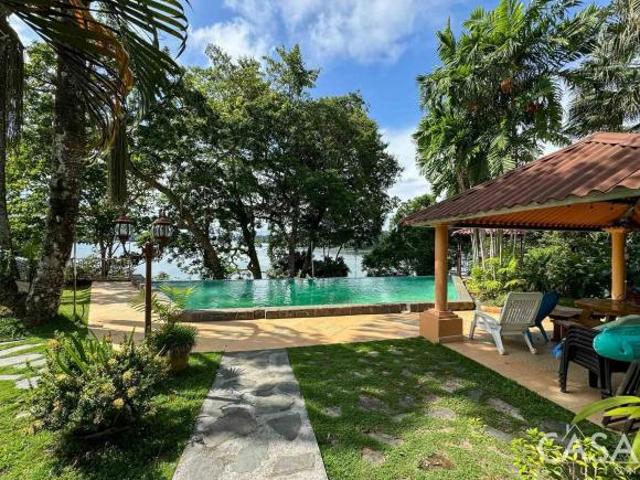 Propiedad versátil de 1.15Ha frente al mar en Boca Chica, Chiriquí