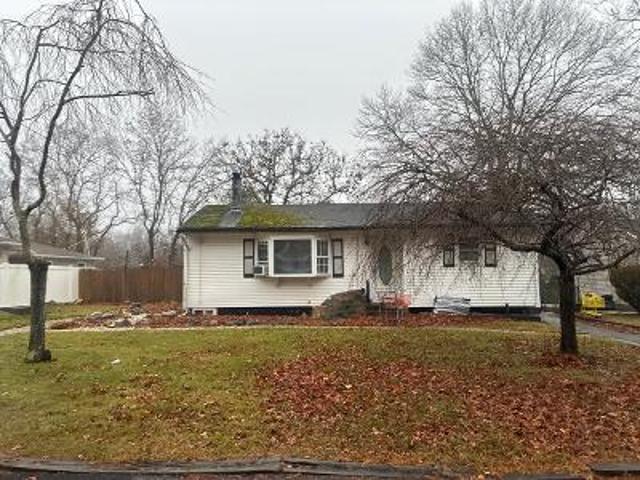 House for sale in Centereach, New York