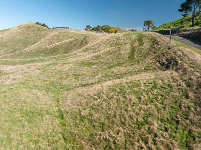 Land for sale in Kinloch, Waikato