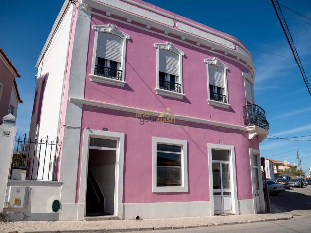 Apartamento venda em Pederneira, Valado Dos Frades