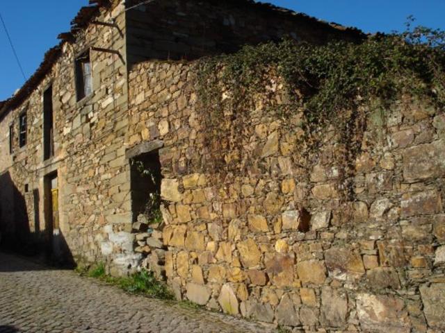 Casa venda em Catraia de Mouronho, Tábua