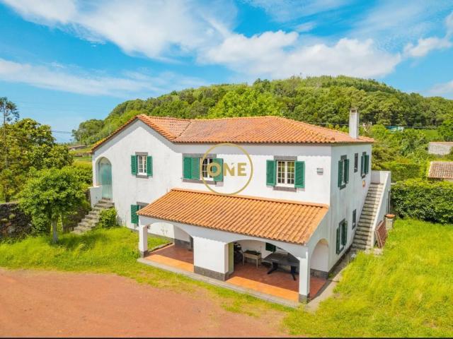 Casa venda em Açores, Ribeira Grande