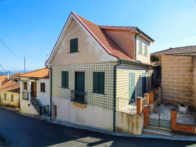 Casa venda em Campo do Souto, Melgaço