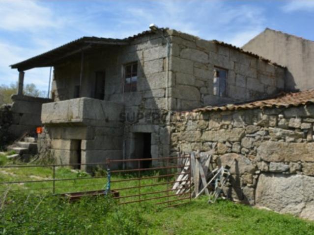 Casa venda em Guarda
