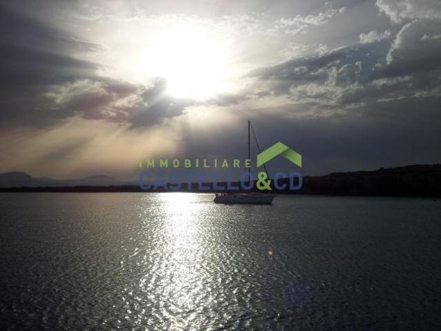 Villa Indipendente in vendita a Padenghe Sul Garda, Brescia