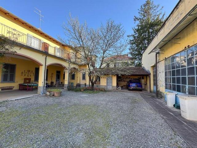 Villa Indipendente in vendita a Monza, Monza-brianza