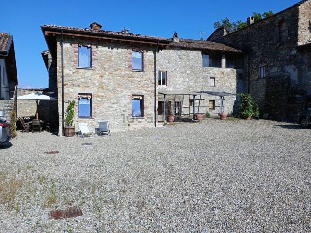 Rustico in affitto a Travo, Reggio Emilia