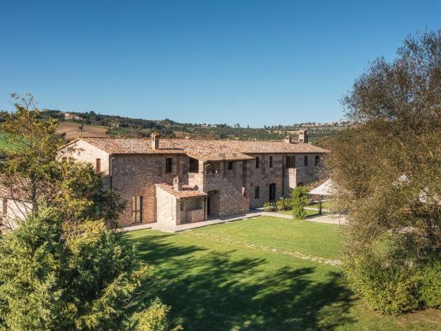 Rustico in vendita a Izzalini, Umbria