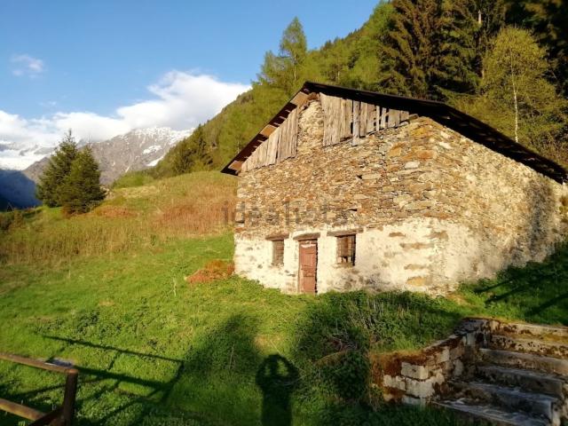 Rustico in vendita a Comunità montana della valle Camonica, Cevo