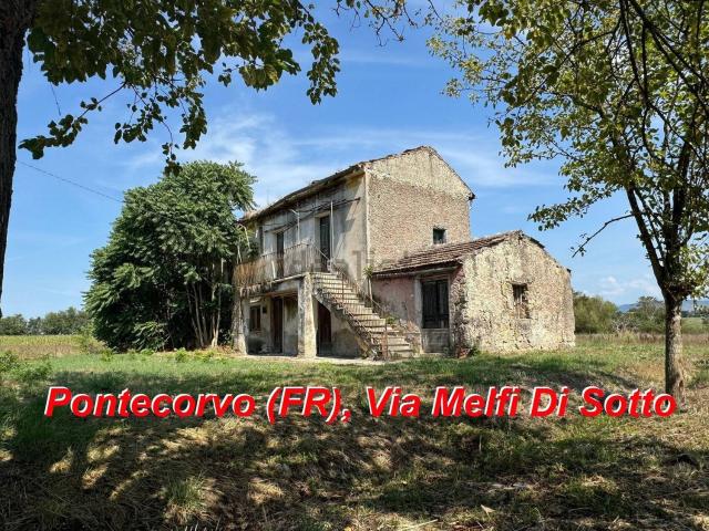Rustico in vendita a Pontecorvo, Lazio