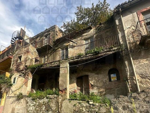 Rustico in vendita a III Circoscrizione, Messina