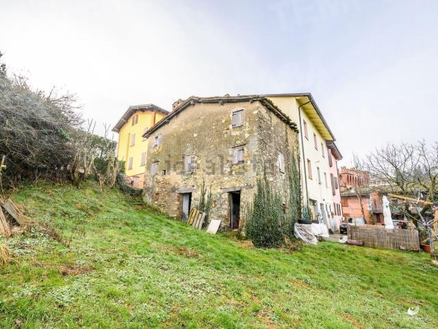 Rustico in vendita a Unione dei comuni del Frignano, Serramazzoni