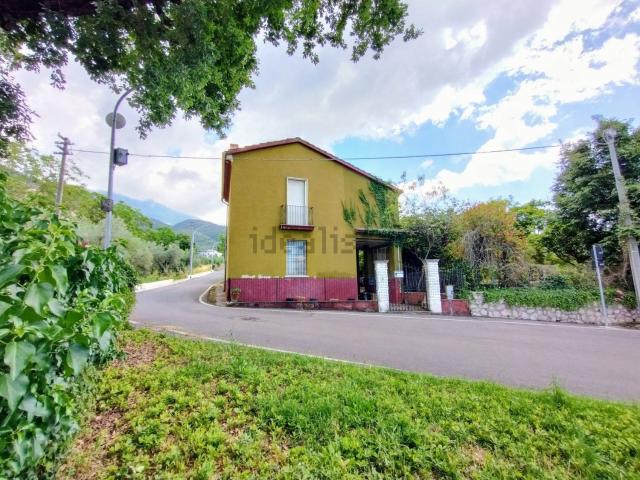 Rustico in vendita a Castrocielo, Lazio