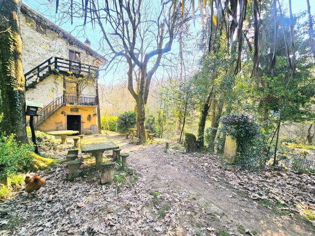 Rustico in vendita a Azzonica, Sorisole