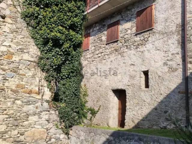 Rustico in vendita a Poggiridenti, Lombardia