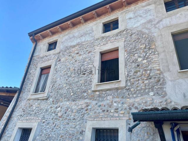 Rustico in vendita a Montagnoli, Volta Mantovana