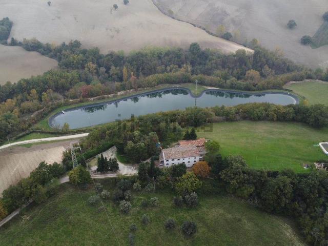Rustico in vendita a Marche, Macerata