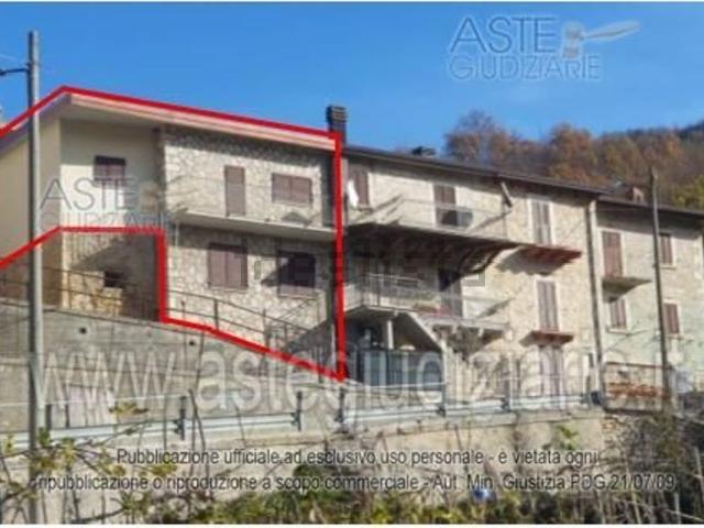 Rustico in vendita a Valle Castellana, Abruzzo