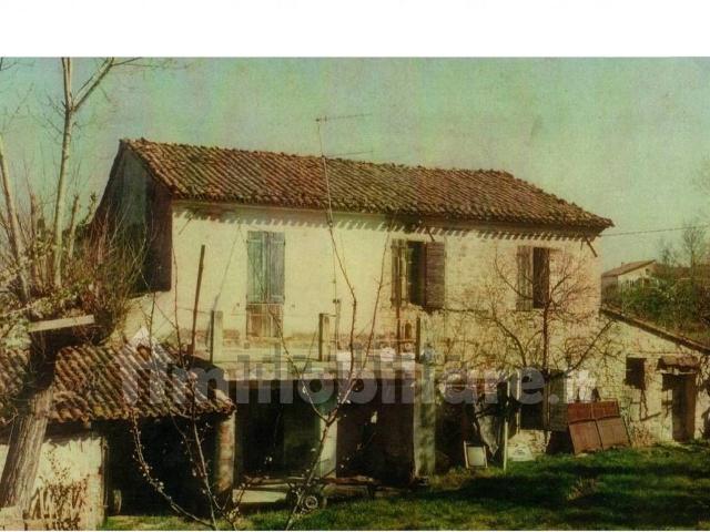 Rustico in vendita a Morciano Di Romagna, Reggio Emilia