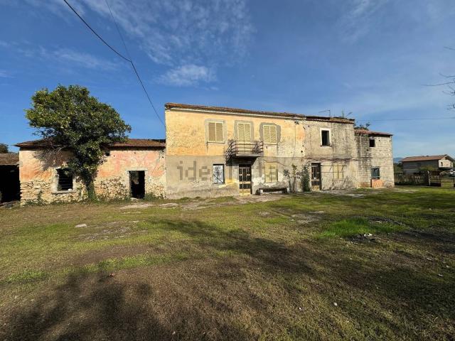 Rustico in vendita a Castrocielo, Lazio