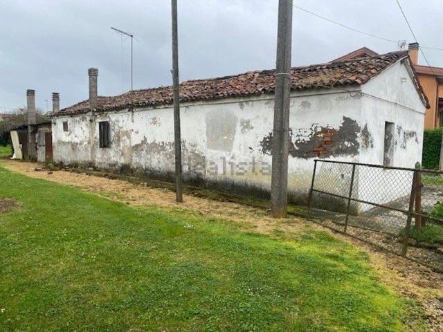 Rustico in vendita a Agna, Veneto