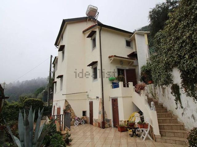 Rustico in vendita a Camporosso, Liguria
