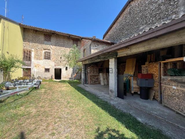 Rustico in vendita a Bertiolo / Bertiûl, Udine / Udin / Videm