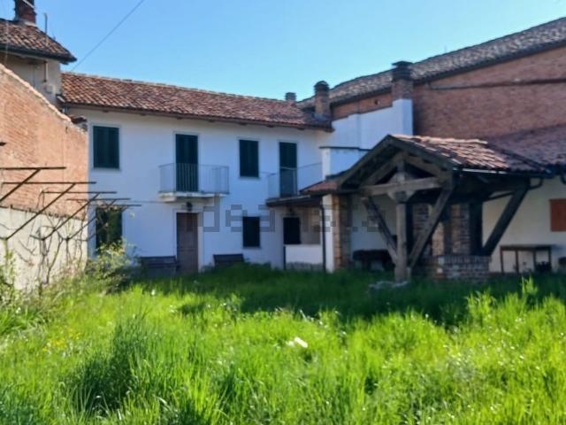 Rustico in vendita a Piemonte, Asti