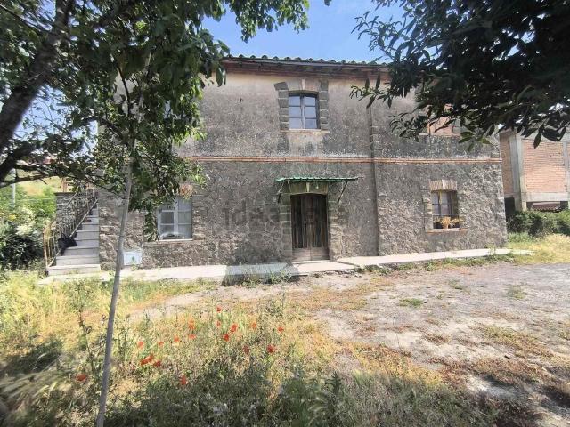 Rustico in vendita a Le Mosse, Montefiascone