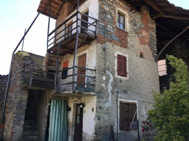 Rustico in vendita a Monte, Massino Visconti