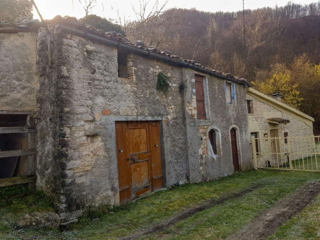 Rustico in vendita a Marche, Pesaro E Urbino