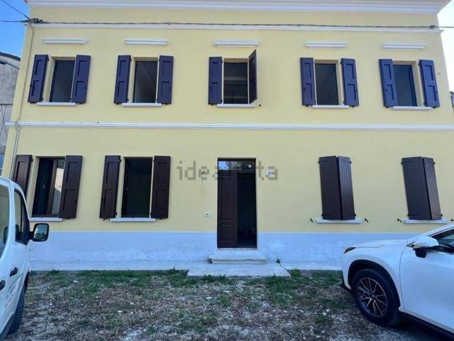 Rustico in vendita a Pegognaga, Lombardia