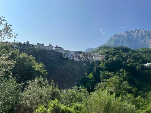 Rustico in vendita a Castelli, Abruzzo