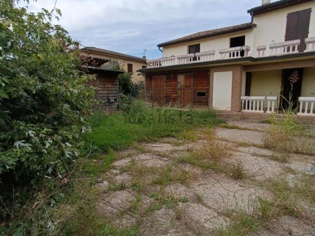 Rustico in vendita a Castelnuovo Bocca D'adda, Lombardia