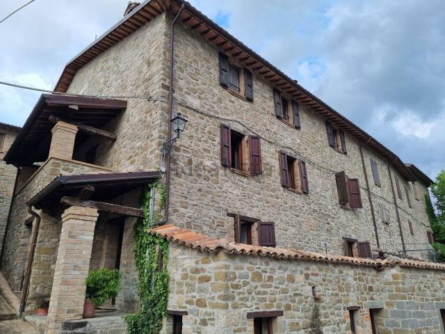 Rustico in vendita a Valfabbrica, Umbria