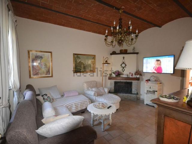 Rustico in vendita a Tonfano, Toscana