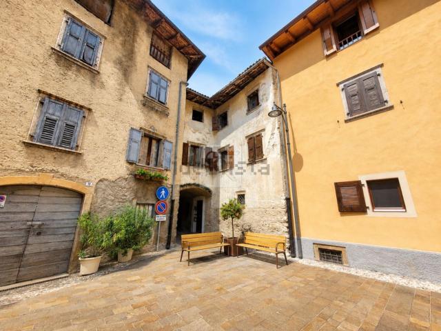 Rustico in vendita a Comunità della Valle dei Laghi, Cavedine
