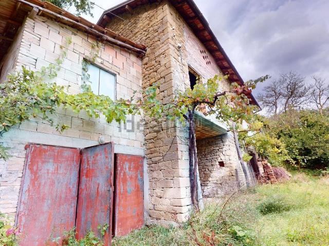 Rustico in vendita a Appennino Reggiano, Re