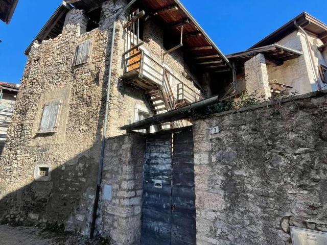 Rustico in vendita a San Giorgio Bigarello, Bazza