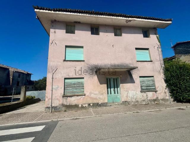 Rustico in vendita a Morsano Al Tagliamento, Friuli-Venezia Giulia