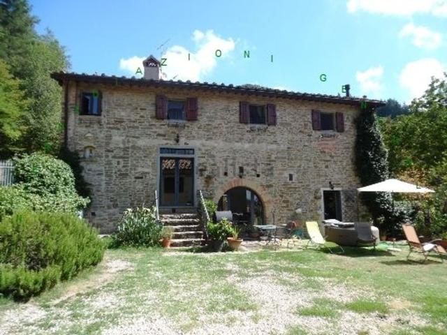 Rustico in vendita a Luco Mugello, Borgo San Lorenzo