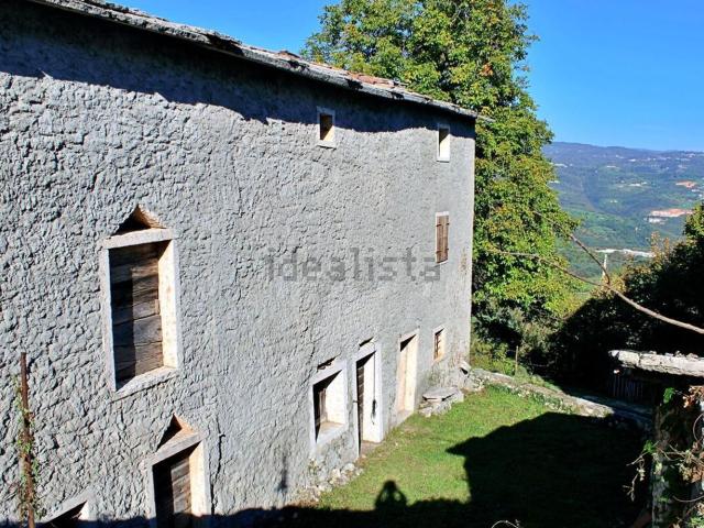 Rustico in vendita a Sant'anna D'alfaedo, Veneto