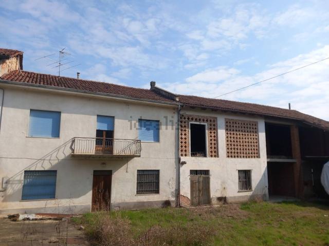 Rustico in vendita a Piemonte, Asti