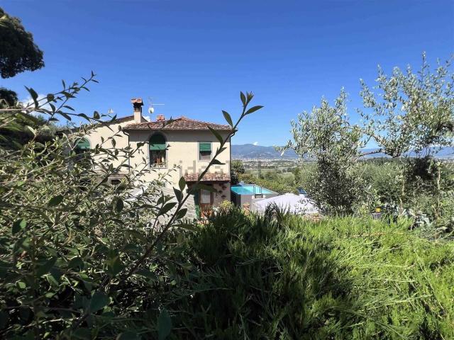 Rustico in vendita a Pistoia, Toscana