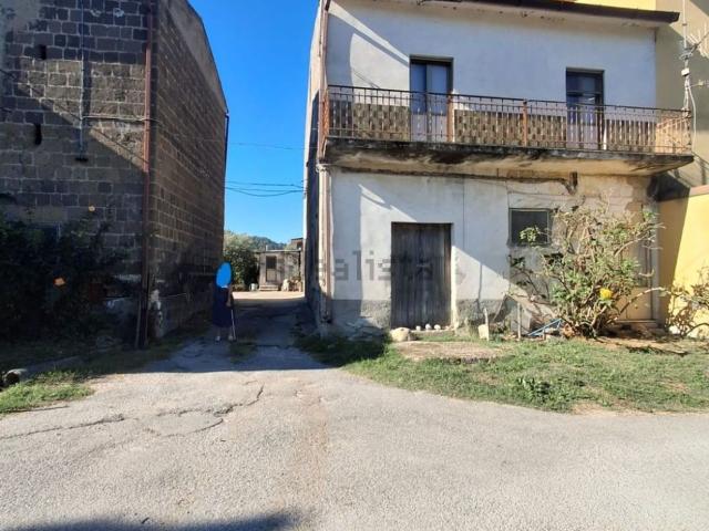 Rustico in vendita a Sant'Agata de' Goti, Benevento