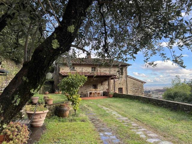 Rustico in vendita a Gello, Pistoia