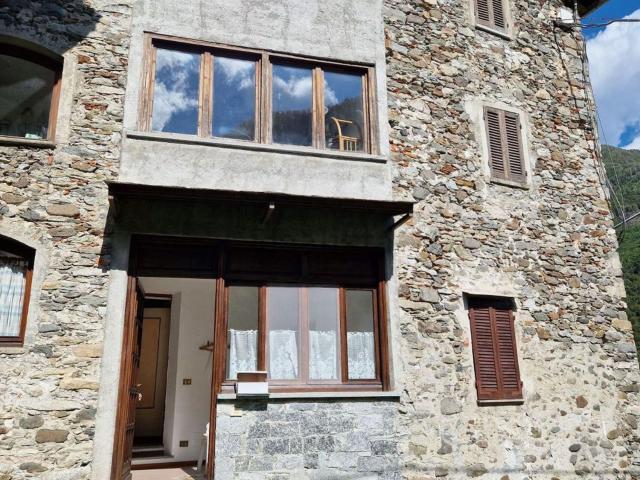 Rustico in vendita a Cellio con Breia, Piemonte