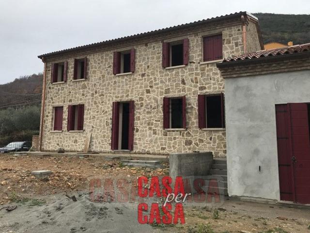 Rustico in vendita a Cinto Euganeo, Valnogaredo